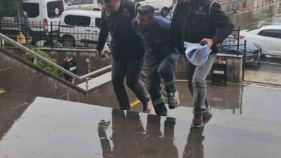 Çerkezköy ilçesinde, Türk bayrağını çöpe atan ve daha sonra çıkartıp