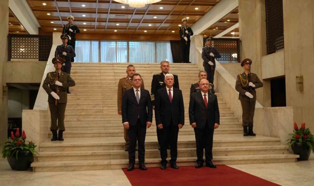 Türkiye-Bulgaristan-Romanya Savunma Bakanları ve Genelkurmay Başkanları Toplantısı, Milli Savunma Bakanı