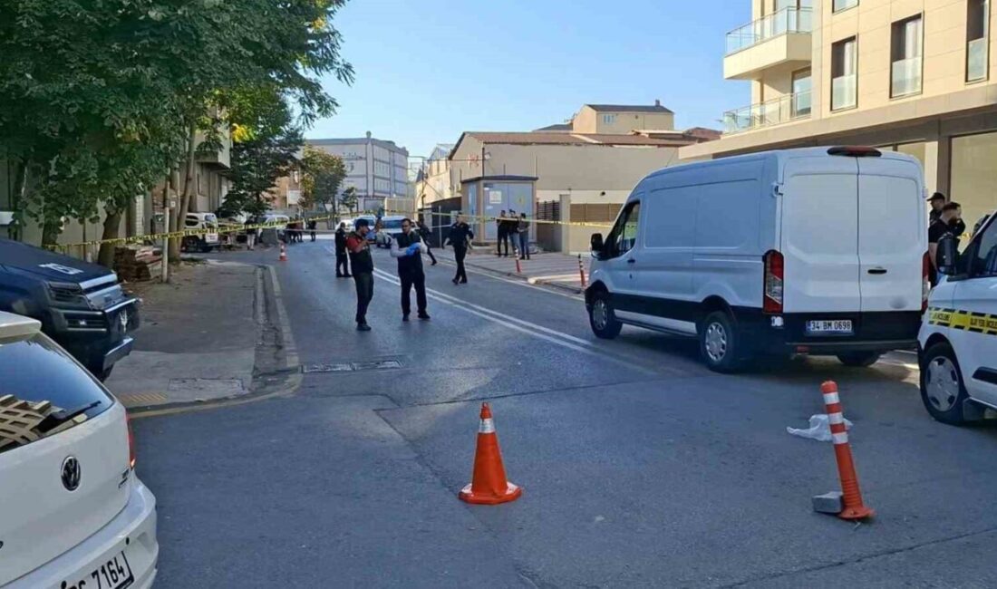 Ümraniye’deki bir mobilya imalathanesi önünde bulunan çanta içinde el bombası