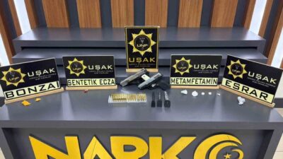 Uşak Emniyet Müdürlüğü’nün operasyonunda şehirdeki uyuşturucu kaçakçılarına yönelik yapılan baskında
