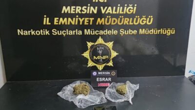 Mersin Cumhuriyet Başsavcılığı koordinesinde gerçekleştirilen çalışmada polis tarafından yakalanan uyuşturucu