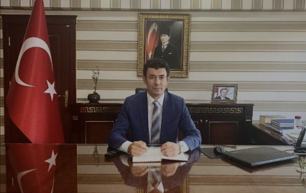 Denizli’nin Kale ilçesinde 2014-2016 yılları arasında kaymakamlık görevinde bulunan ve