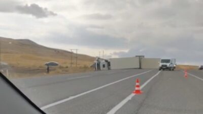 Van-Erciş kara yolu üzerinde, Çakırbey mevkiinde meydana gelen bir kaza