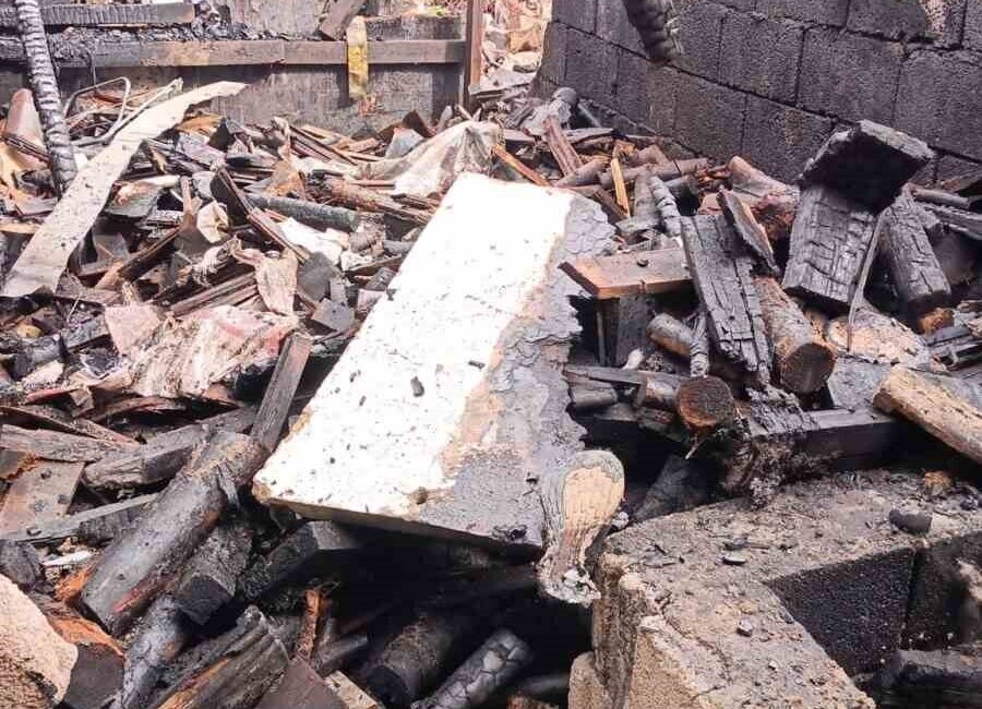 Van’ın İpekyolu ilçesindeki Bostaniçi Mahallesi’nde bulunan bir odunlukta meydana gelen