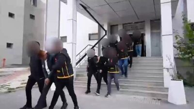 Van’daki eş zamanlı operasyonda nitelikli dolandırıcılık, banka hesaplarının üçüncü kişilere