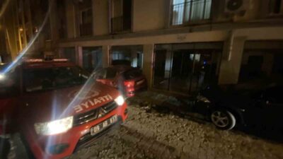 Aydın’ın Efeler ilçesinde bir apartman dairesinin mutfağında çıkan yangın, itfaiye
