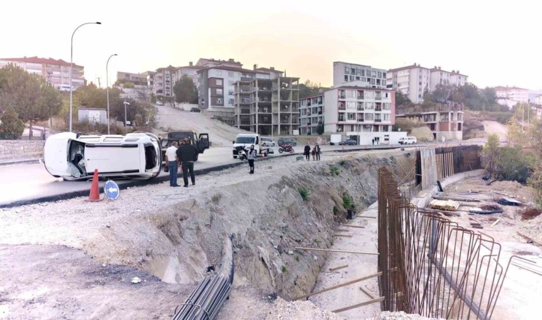 Karabük ilinde yapılan yol çalışması sırasında sürücü tarafından fark edilmeyen