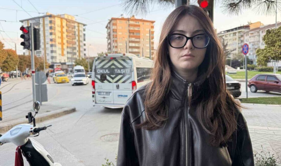 Eskişehir’de yolda yürürken bir şahsın yumruklu saldırısına uğrayan 19 yaşındaki