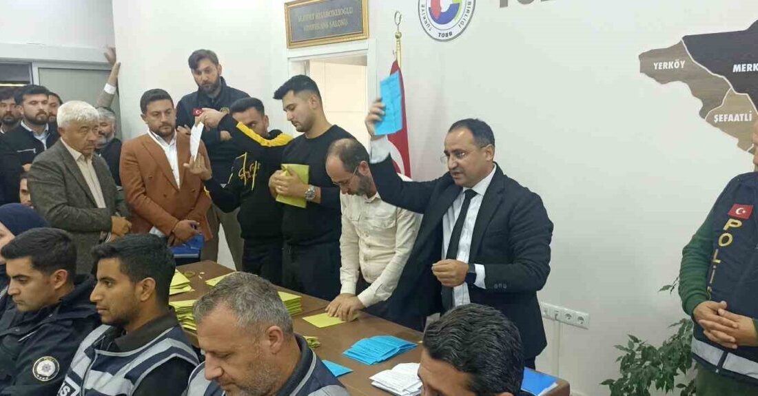 Yozgat Ticaret Borsası’nda gerçekleşen seçimde yeni dönem için başkanın belirlenmesi