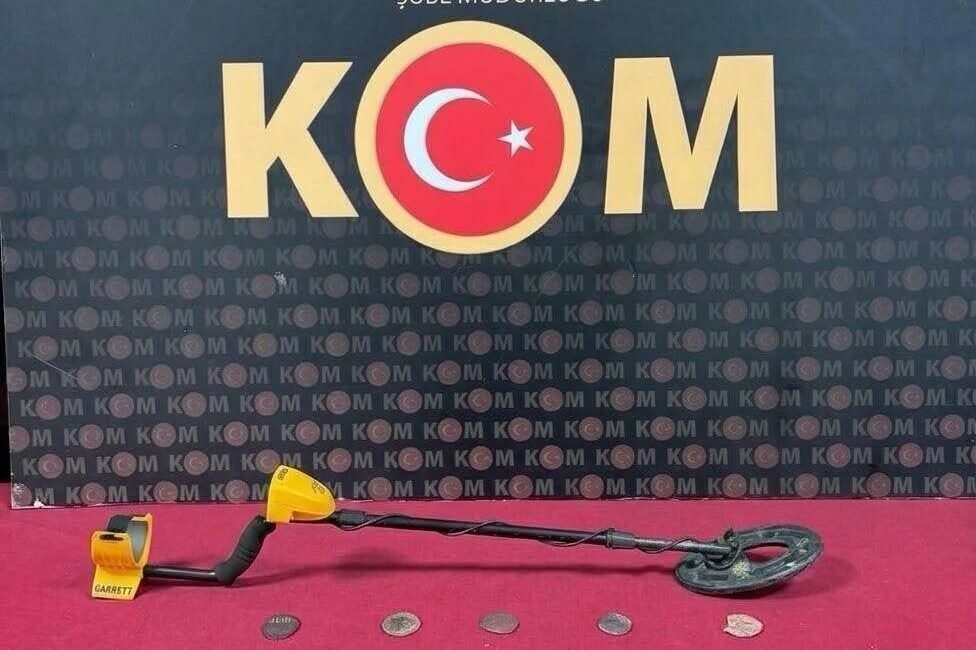 Yozgat Emniyet Müdürlüğü KOM Şube ekipleri tarafından kent merkezinde düzenlenen