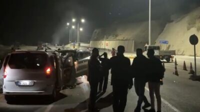 Hakkari’nin Yüksekova ilçesinde meydana gelen iki ayrı trafik kazasında 2’si