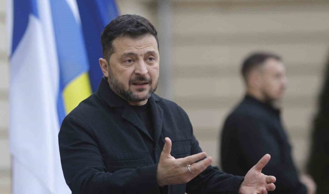 Ukrayna Devlet Başkanı Vladimir Zelenskiy, “Üçlü bir toplantıya, Rusya’ya yönelik