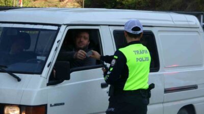 Zonguldak ilinde polis ekipleri tarafından üç farklı kara yolu güzergahında