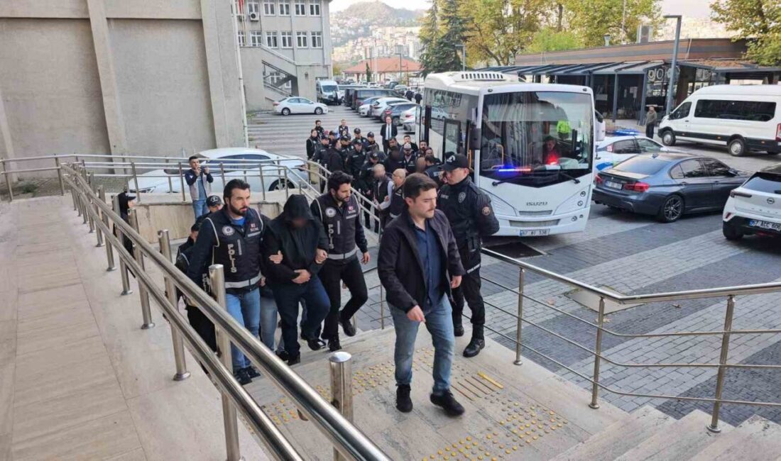 Zonguldak’ta gerçekleştirilen denetimlerde ruhsatsız maden ocaklarına verildiği iddia edilen rüşvetlerle